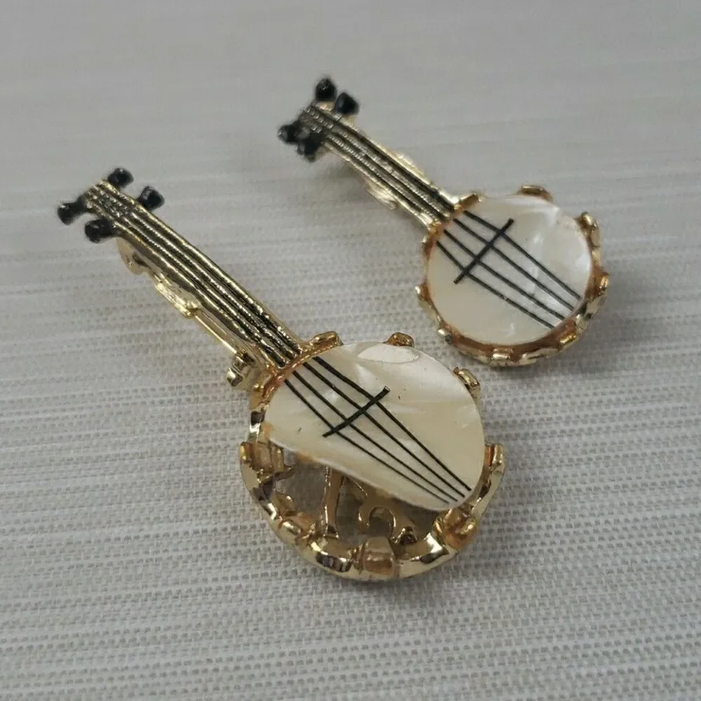 VTG Mother of Pearl Banjo Brooch Pins Gold Tone Musician Stringed Instrument MCM